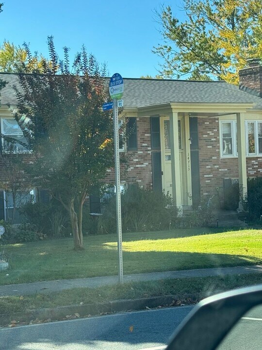 14756 Delta Ct in Woodbridge, VA - Building Photo