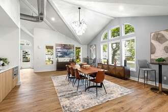 Avana Hamptons in Puyallup, WA - Building Photo - Building Photo