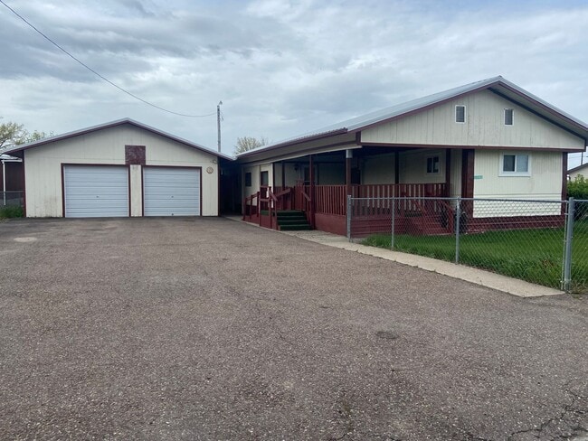 property at 1140 3rd Ave