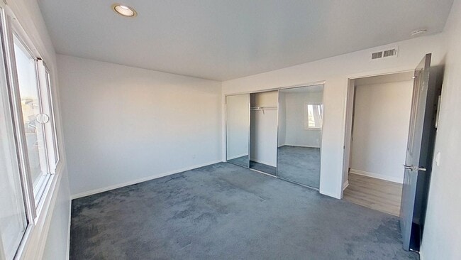 16917 10th St in Huntington Beach, CA - Building Photo - Building Photo