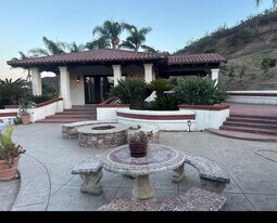 3026 N Twin Oaks Valley Rd in San Marcos, CA - Building Photo