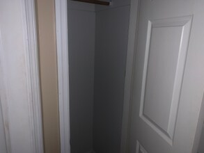 134 Scranton Ave in Lynbrook, NY - Building Photo - Building Photo