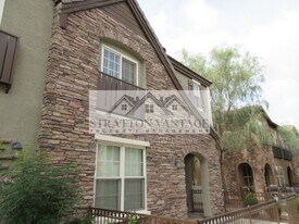 2741 S Equestrian Dr in Gilbert, AZ - Building Photo