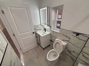 1159 S 12th St, Unit 2 in Philadelphia, PA - Building Photo - Building Photo