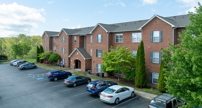 Mountaineer Village in Boone, NC - Building Photo - Building Photo