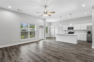 60407 Vermillion Dr in Slidell, LA - Foto de edificio - Building Photo