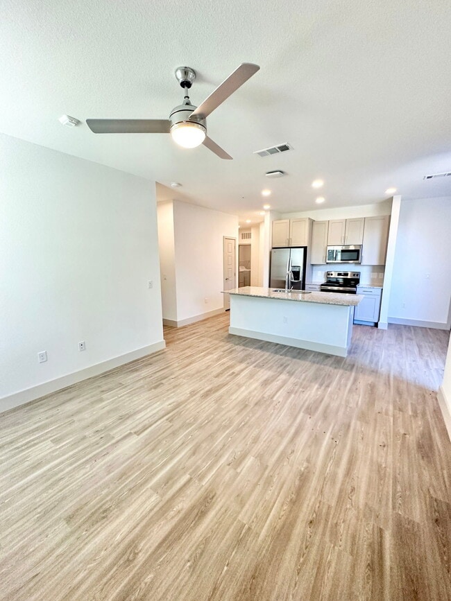 property at 650 Sgt Ed Holcomb Blvd N