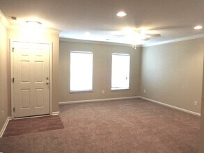 357 Briarbend Rd in Goose Creek, SC - Building Photo - Building Photo