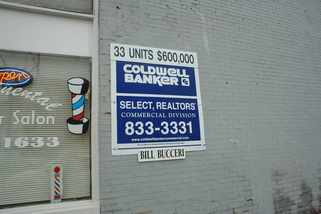 2525 Peach St in Erie, PA - Foto de edificio - Building Photo