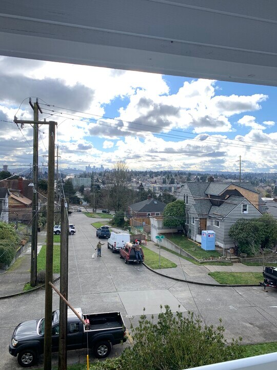530 NE 78th St in Seattle, WA - Building Photo