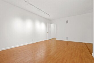 1047 2nd St in Santa Monica, CA - Building Photo - Building Photo