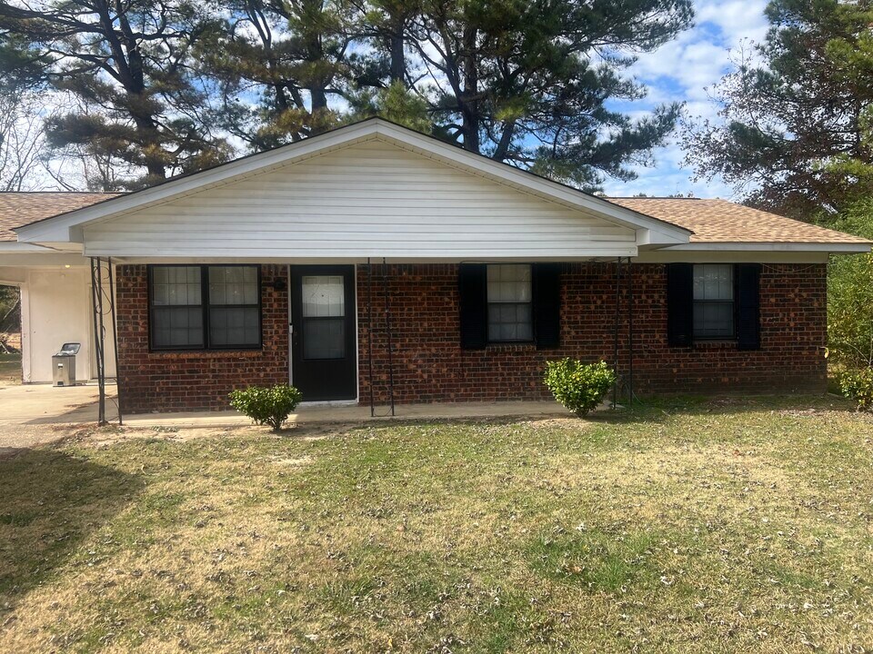 3113 Beasley Dr in Tupelo, MS - Building Photo