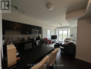 155 Caroline St S in Kitchener, ON - Building Photo - Building Photo