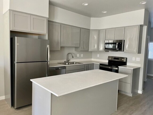 3930-3945 Ava Ln in Bellingham, WA - Building Photo - Building Photo