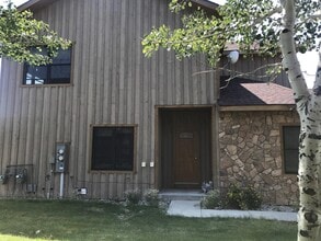 115 Mulligan Ln in Pinedale, WY - Building Photo - Building Photo