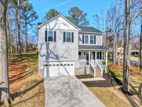 127 Dagnall Cir in Laurens, SC - Building Photo - Building Photo