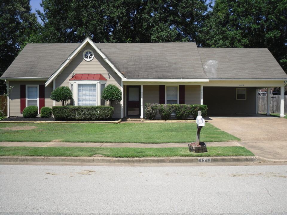 4649 Limestone Ln in Memphis, TN - Building Photo