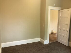 7402 Park Ave in Cleveland, OH - Building Photo - Building Photo