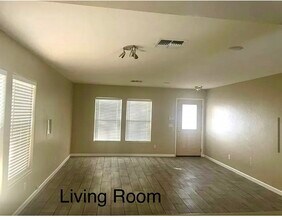 1910 E Cashman Rd in Phoenix, AZ - Building Photo - Building Photo