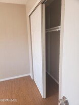 192 Coronado Rd in El Paso, TX - Building Photo