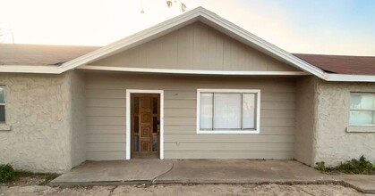 4508 Avenue G in Lubbock, TX - Building Photo - Building Photo