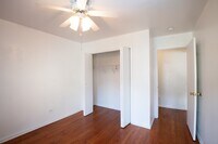 605 N Wolf Rd photo'