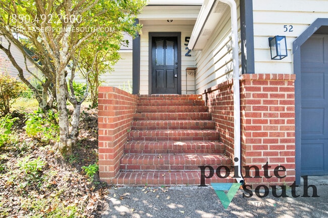 52 Lake Shore Dr in Daphne, AL - Foto de edificio - Building Photo