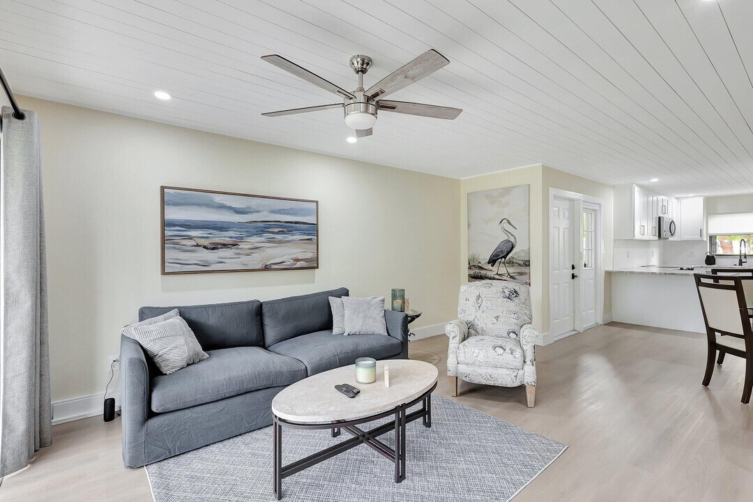 4885 SE Capstan Ave in Stuart, FL - Building Photo