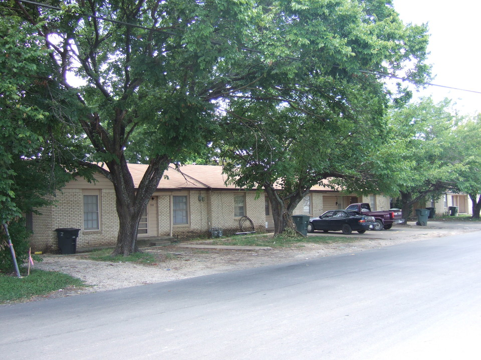 500 E Avenue G in Killeen, TX - Building Photo