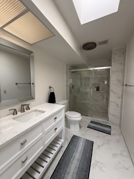 7629 Girard Ave in San Diego, CA - Building Photo