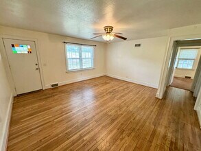 203 Adams St in Westminster, SC - Building Photo - Building Photo