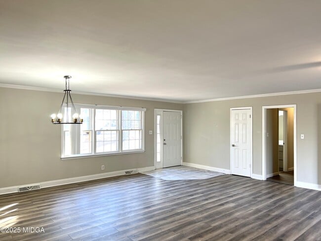 4075 Meadowbrook Dr in Macon, GA - Building Photo - Building Photo