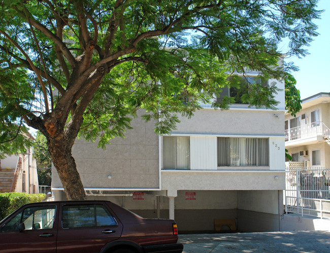 Edinburgh Courtyard in Los Angeles, CA - Building Photo - Building Photo