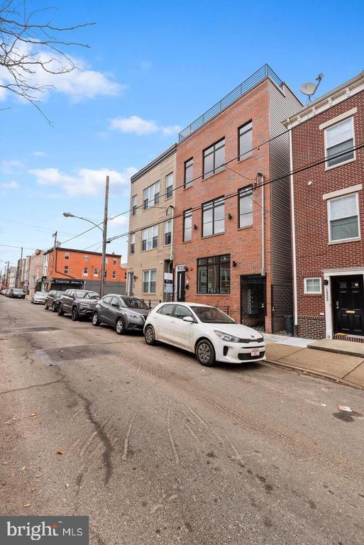 property at 1335 N Franklin St
