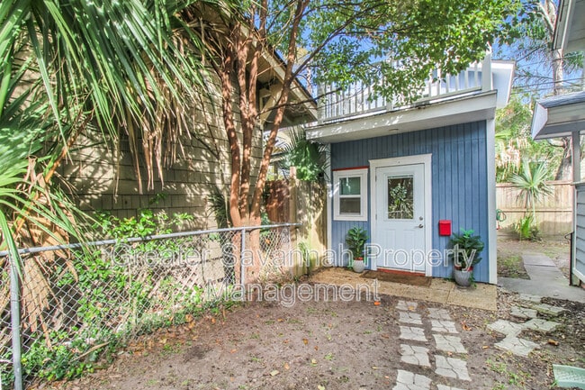 property at 1206 E 48th St