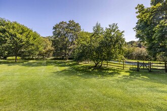 103 Georgica Rd in East Hampton, NY - Building Photo - Building Photo