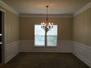 1009 Yarrow St in Matthews, NC - Foto de edificio - Building Photo