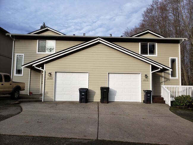 property at 2608 Lincoln Ave SE