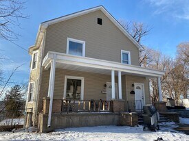 1501 McDonald St in Sioux City, IA - Building Photo