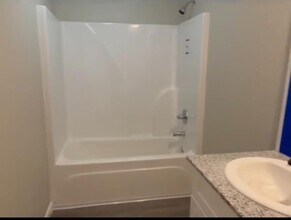 14071 John Clark Rd in Gulfport, MS - Building Photo - Building Photo