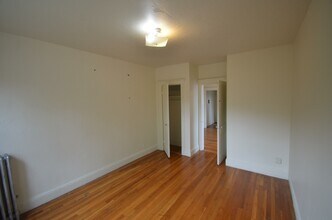 1620 Commonwealth Ave, Unit 12 in Boston, MA - Building Photo - Building Photo