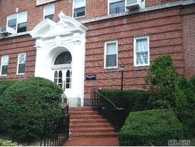 69-11 Yellowstone Blvd in Forest Hills, NY - Building Photo