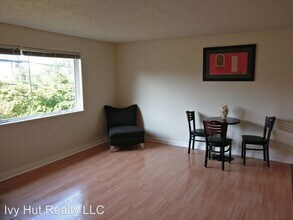 802 S 8th St in Tacoma, WA - Building Photo - Building Photo