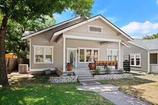 1604 Nickerson St in Austin, TX - Building Photo