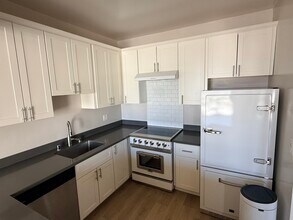 6363 Christie Ave in Emeryville, CA - Building Photo - Building Photo