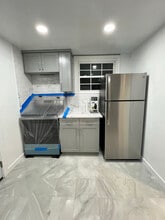 706 S Greenthorn Ave in Sterling, VA - Building Photo - Building Photo