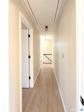 47 Crestwood Dr in Manchester, CT - Building Photo - Building Photo