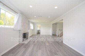 2675 Munson St in Camarillo, CA - Building Photo - Building Photo