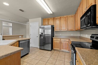 9842 SW 98th Ave in Gainesville, FL - Building Photo - Building Photo