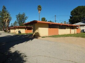 1215 E Central Ave in Redlands, CA - Building Photo